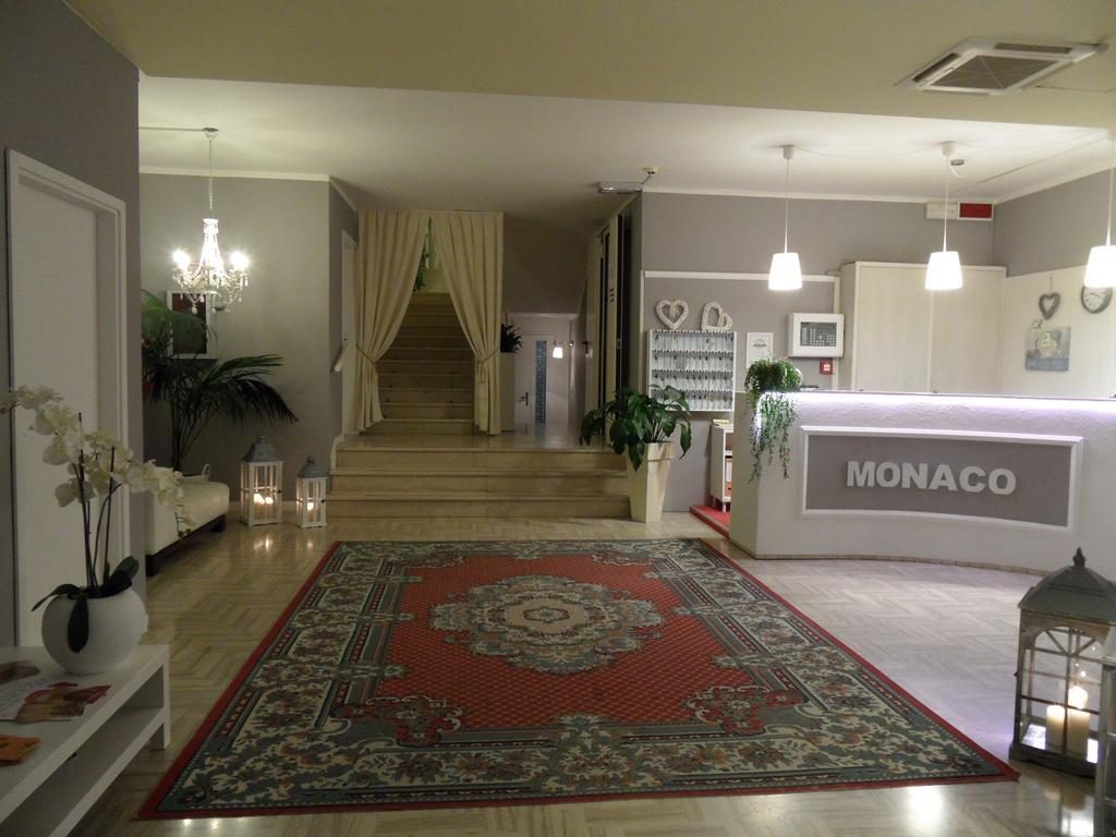 Hotel Monaco - Parcheggio Incluso Min 2 Gg Milano Marittima Buitenkant foto